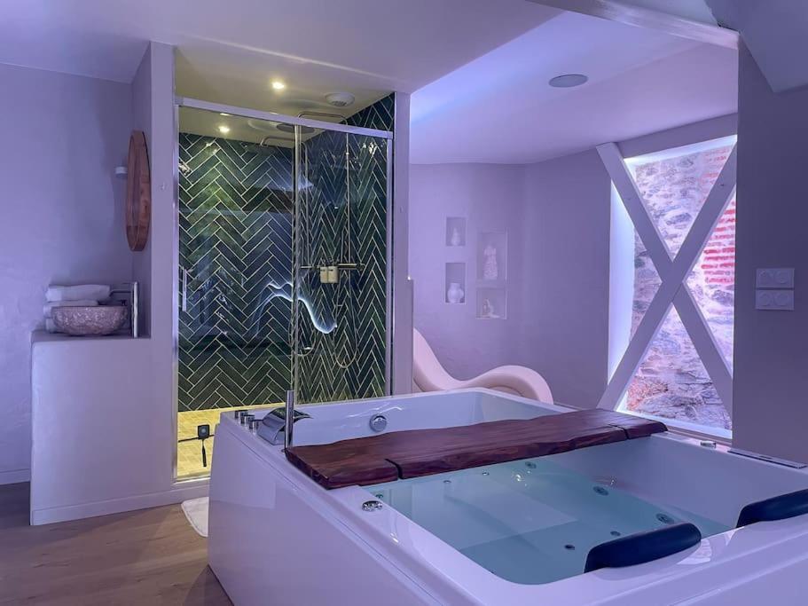 A La Folie - Loft & Spa Montrevault ภายนอก รูปภาพ