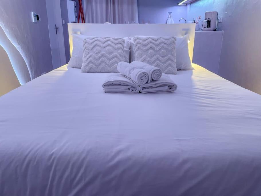A La Folie - Loft & Spa Montrevault ภายนอก รูปภาพ